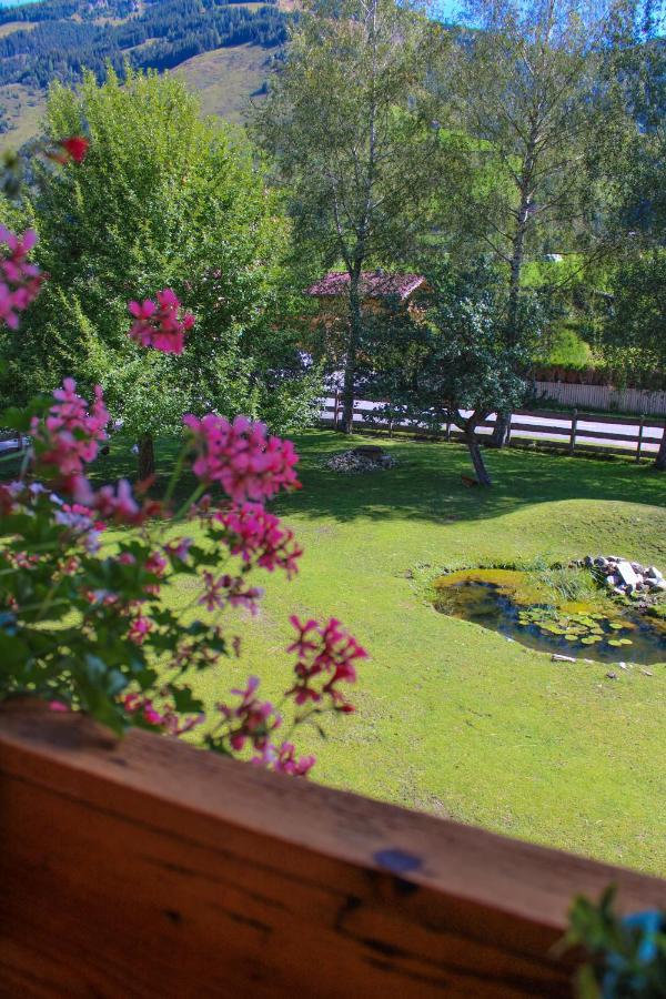 Ritterhof Apartments เราริส ภายนอก รูปภาพ